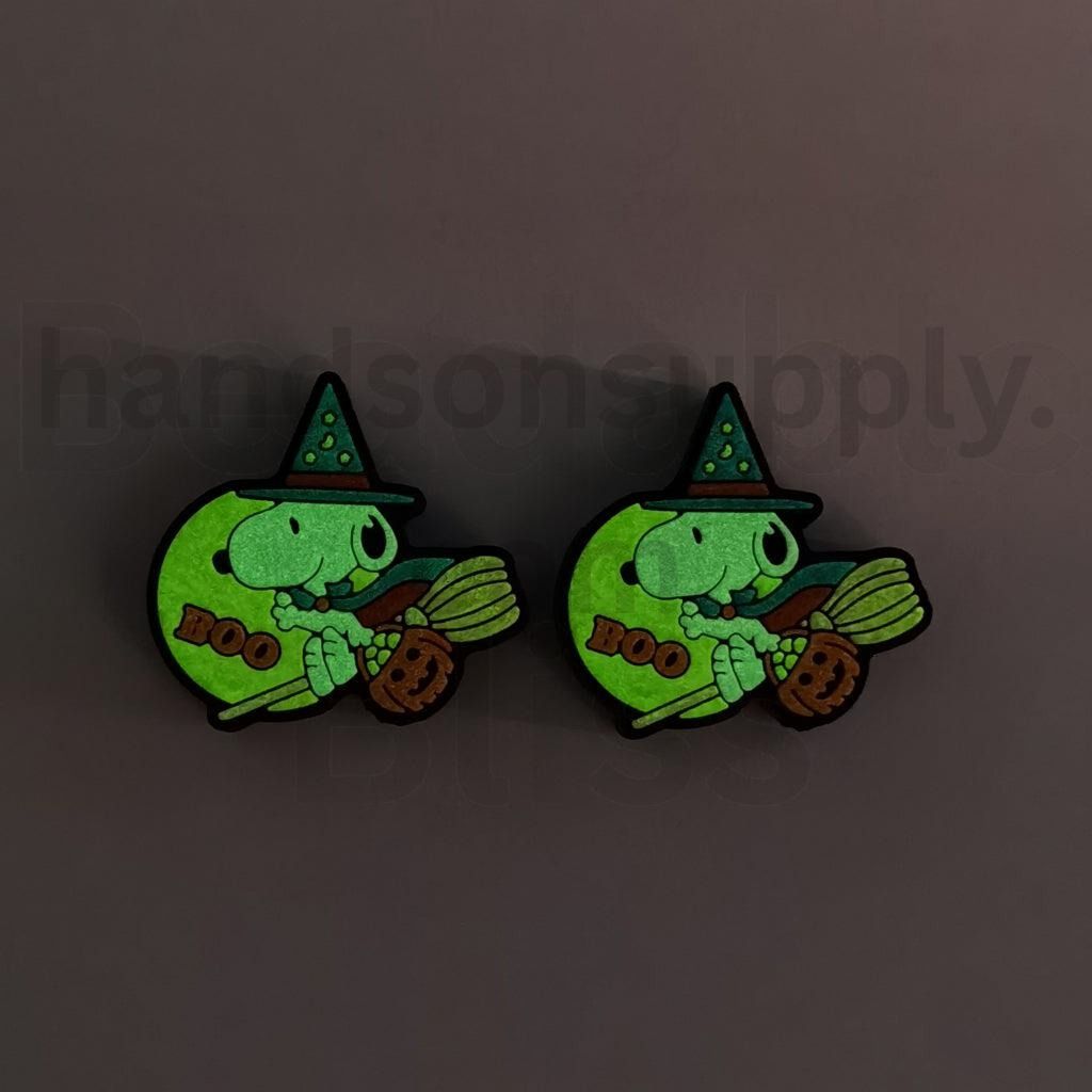 Cute Snoop Flying with Pumpkin Basket Halloween Theme Luminous Silicone Focal Beads