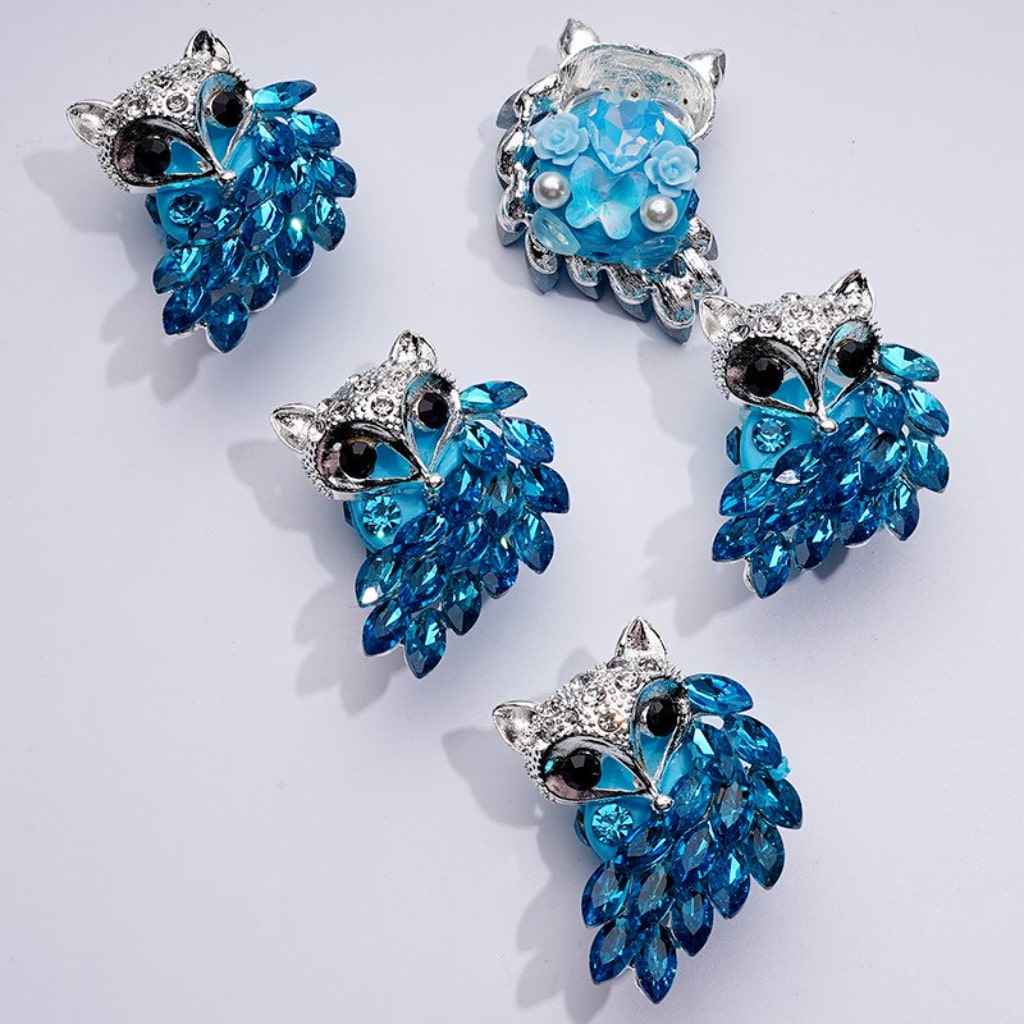 Elegant Silver Alloy Fox with Sparkling Rhinestones, White Pearls & Charming Hearts, Butterflies & Flowers Adorned with Clay Beads Approx. 47x36MM