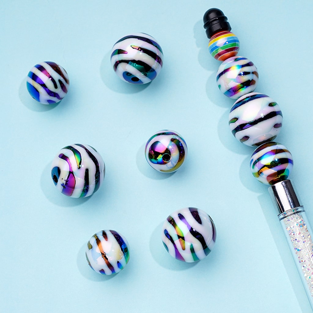 Adorable Black Jaguar Zebra Striped Printed on White Acrylic Beads 20mm,16mm