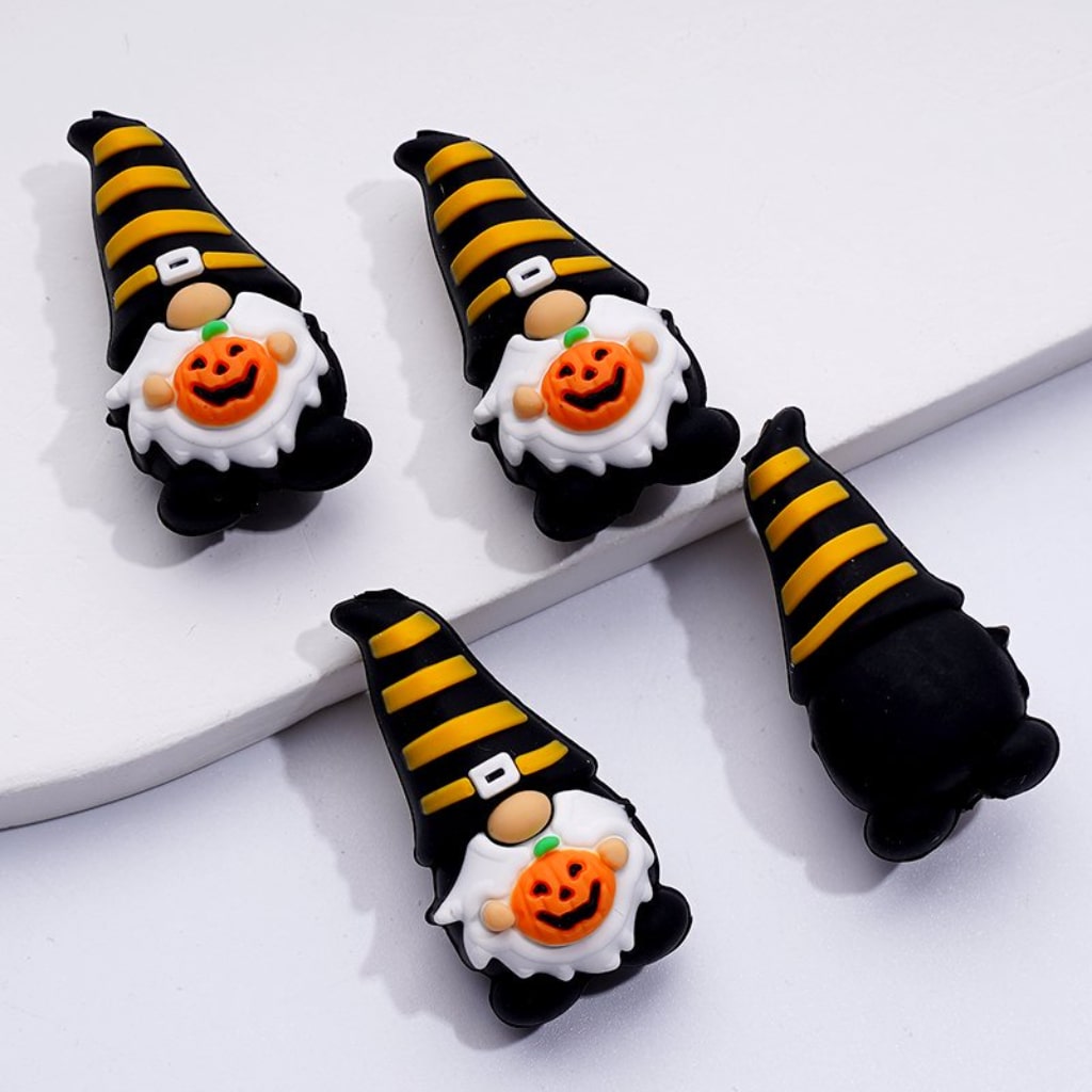 3D Cute Gnome Holds a Pumpkin with Spooky Face Halloween Silicone Focal Beads