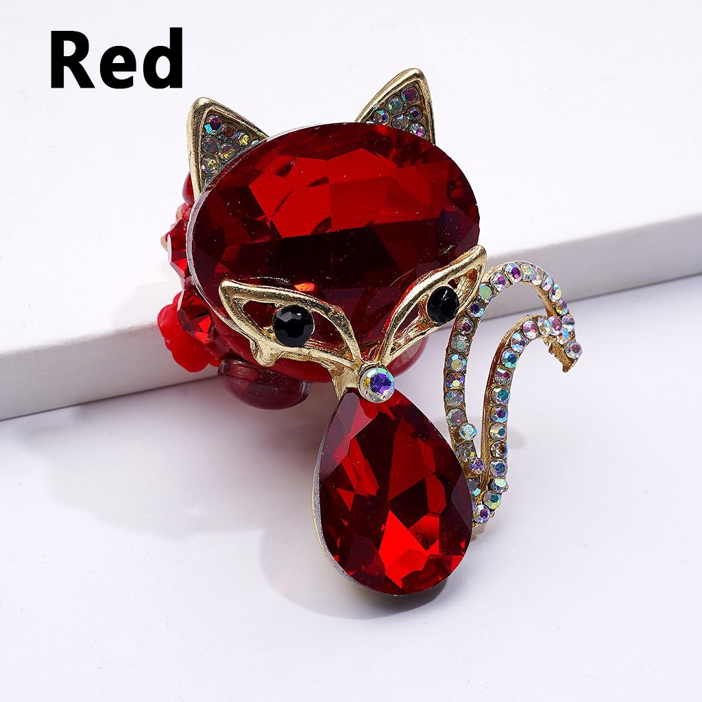 Elegant Gold Alloy Fox Charm with Sparkling Rhinestones, White Pearls & Decorative Clay Beads – Flowers, Butterflies, Snowflakes & Hearts 46*32*26MM