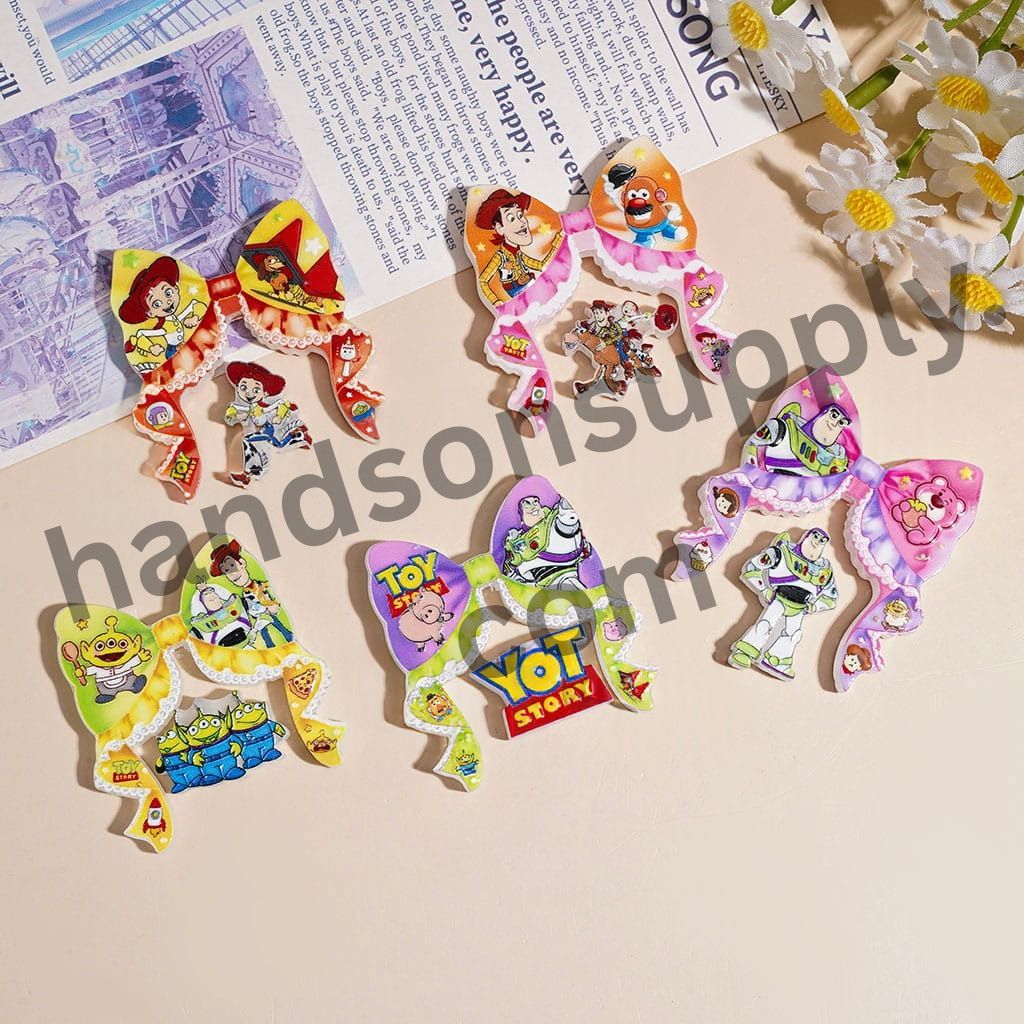 Cute Toy Adventure Character Bow Ribbon with Matching Mini Decorative Pieces, Acrylic Beads, Random Mix (Please Read Description)