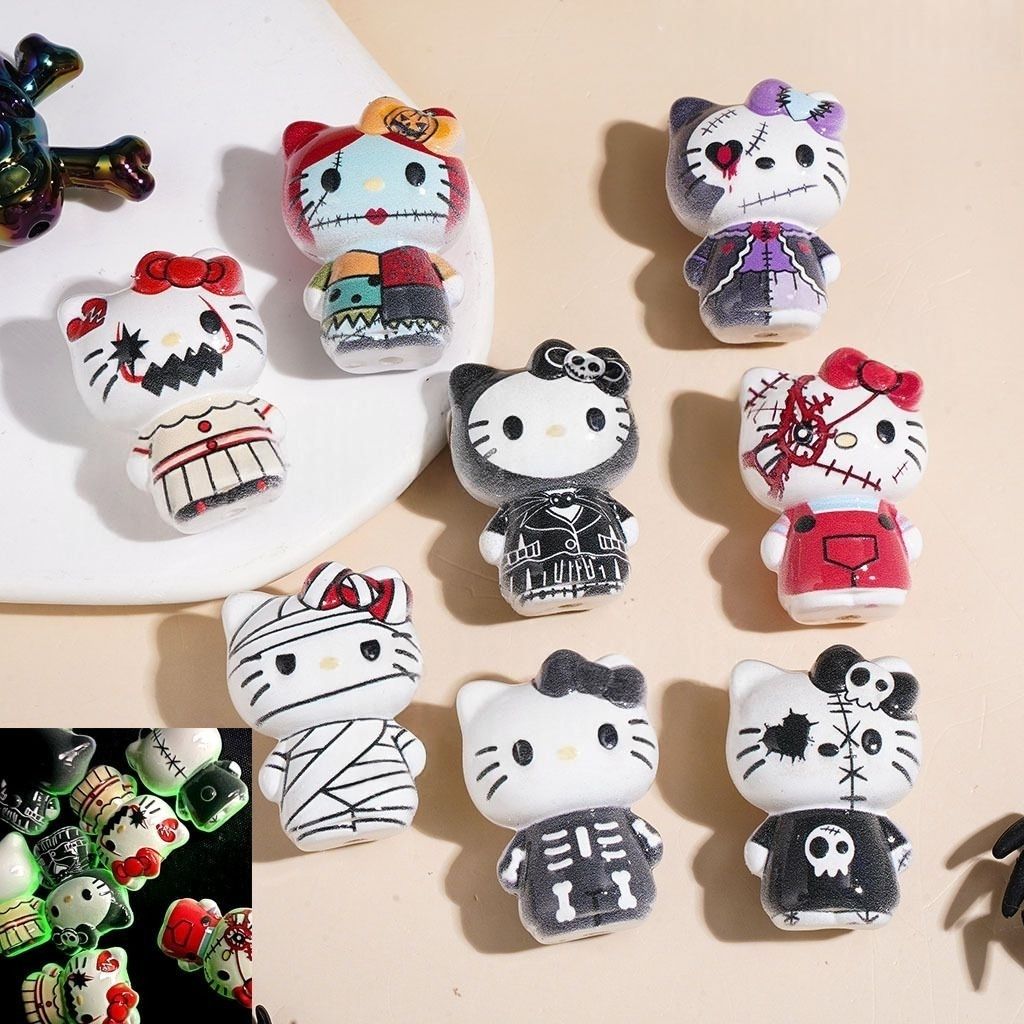 Luminous Spooky Cat Character in Mummy, Skull & Pirate Costume Designs Acrylic Beads, 22×32MM, Random Mix