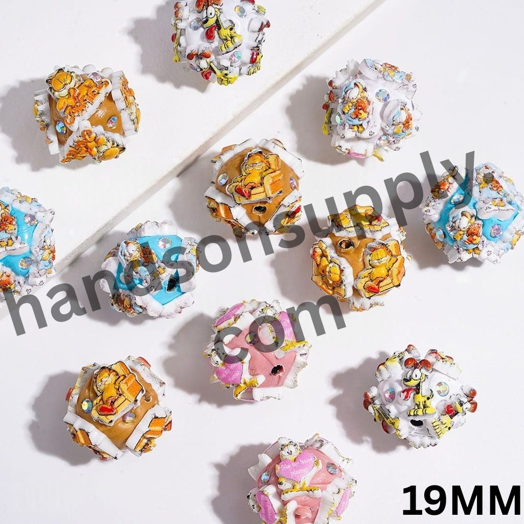 Adorable Lazy Cat & Friendly Pet Dog Designs with Sparkling AB Rhinestones Clay Beads, 19MM, Random Mix