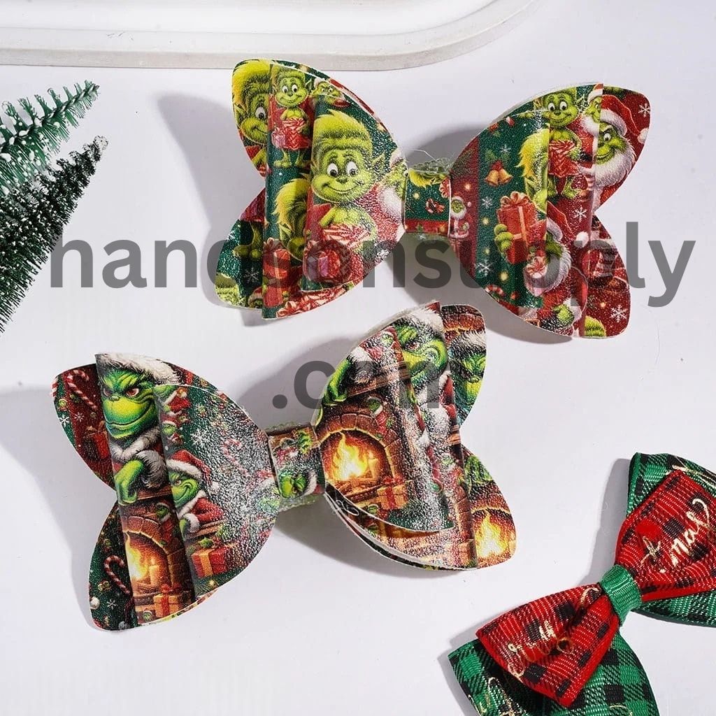 Festive Christmas Green Character Printed Three-Layer Fabric Bowtie with Sparkling Cone-Shaped AB Rhinestones, Clear Pearl Loop & Sugar Beads, Random Mix