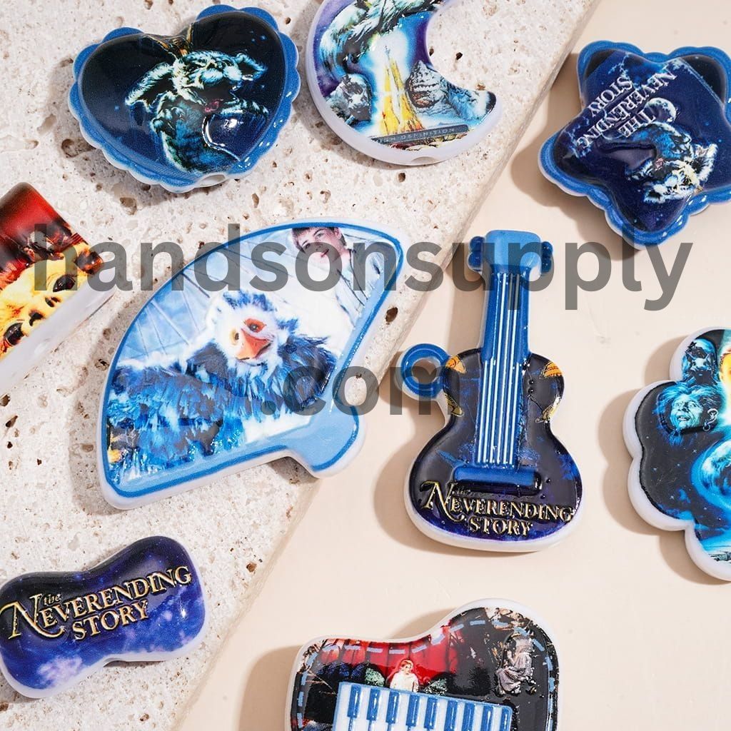 Fantasy Movie Character Series Printed Acrylic Beads Pendant , Random Mix