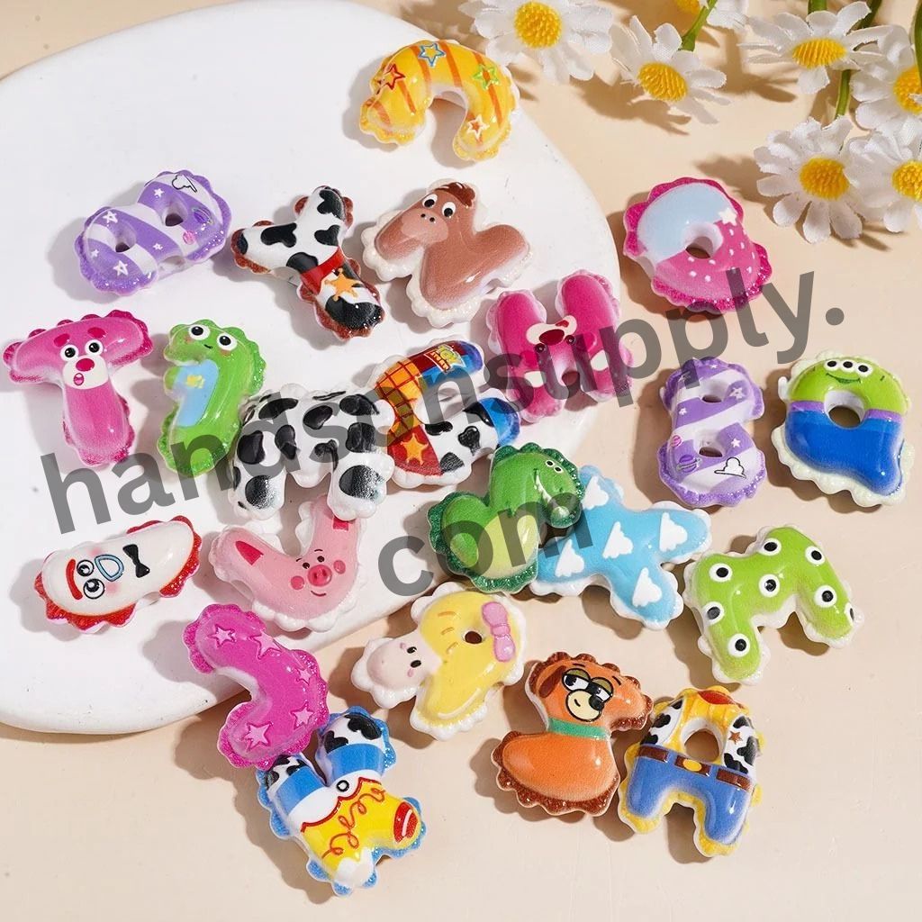 Cute Colorful Alphabet Letter & Toy Adventure Cartoon Character Acrylic Beads, Multi-Color Random Mix (The Hole is Horizontal, Not Vertical)