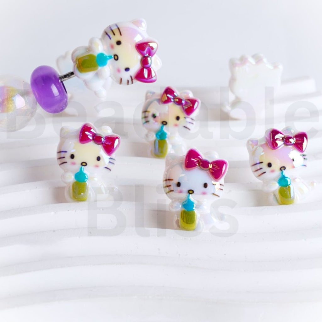 UV Coating Cute Cat Character Holds a Bottle Adorable Character Acrylic Beads, Around 20*25MM, Please Read the Description