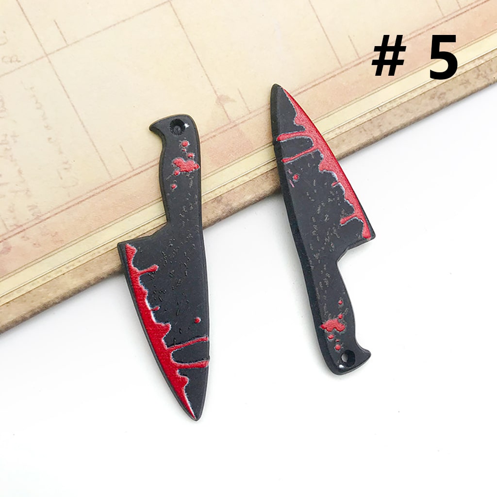 Plastic Halloween Horror Knife Axe Saw Scissors Dagger Jewelry Accessories, Random Mix