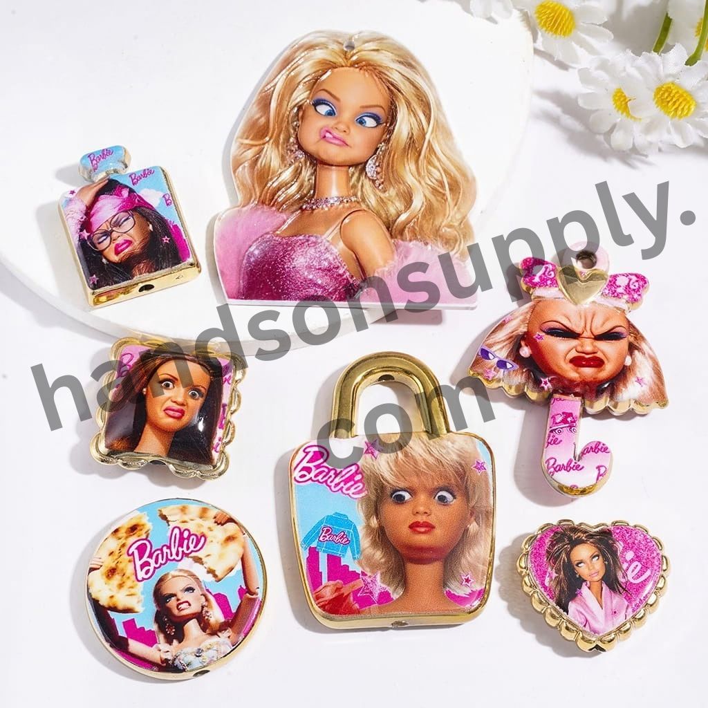 Cute Fashion Doll with Diverse Expression & Gold Border Acrylic Beads and Pendants, Random Mix