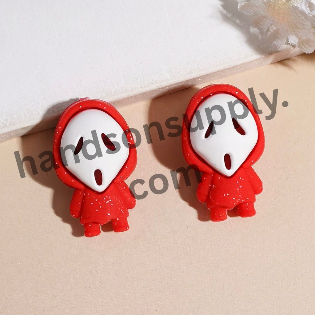 3D White Horror Mask Ghost Character Silicone Focal Beads with Silver Glitter Cloak, Halloween Theme, 30MM