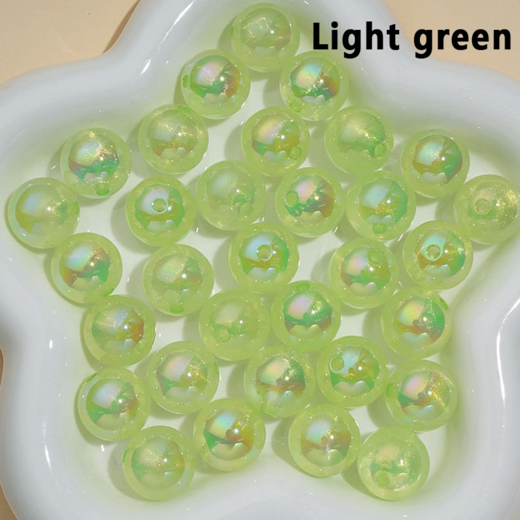 Light green beads on a white plate with 'Light green' text above.

