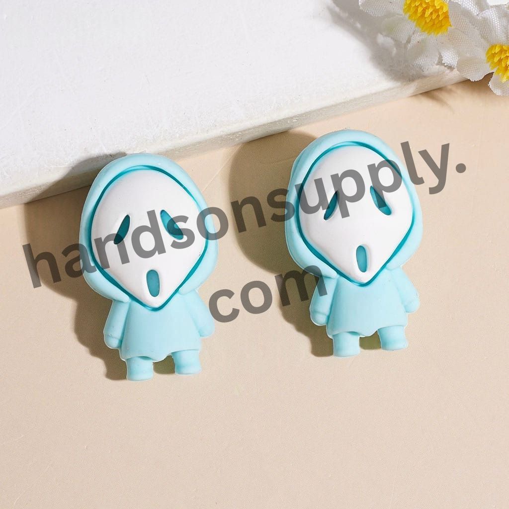 3D White Horror Mask Ghost Character Silicone Focal Beads with Silver Glitter Cloak, Halloween Theme, 30MM
