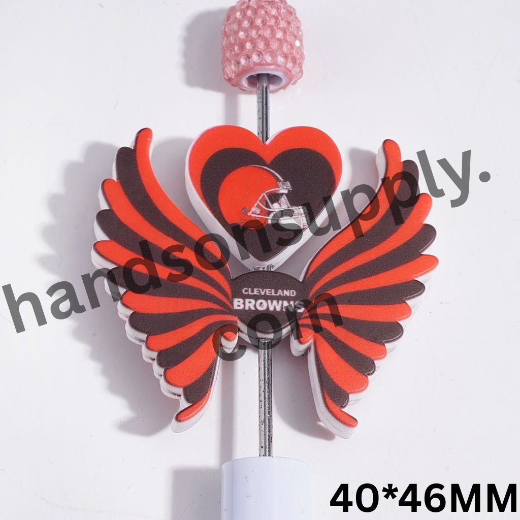 Cleveland American Football Team Logo Printed Heart and Wing-Shaped Silicone Focal Beads Set, 40*46MM