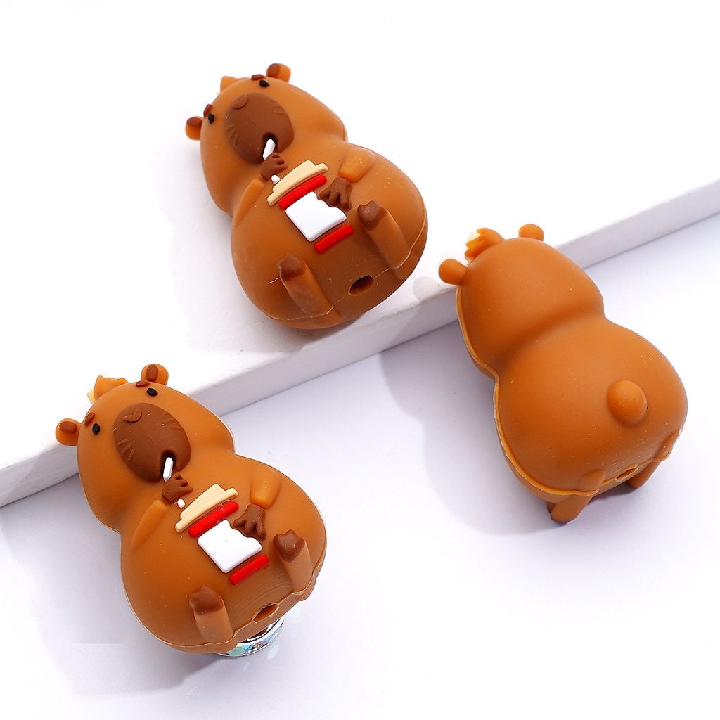 Adorable 3D Capybara Silicone Beads – Cute Animal Focal Design for Crafts