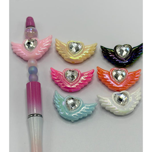 Heart-Shaped Crystal Rhinestone Decorated Angel Wings Acrylic Beads