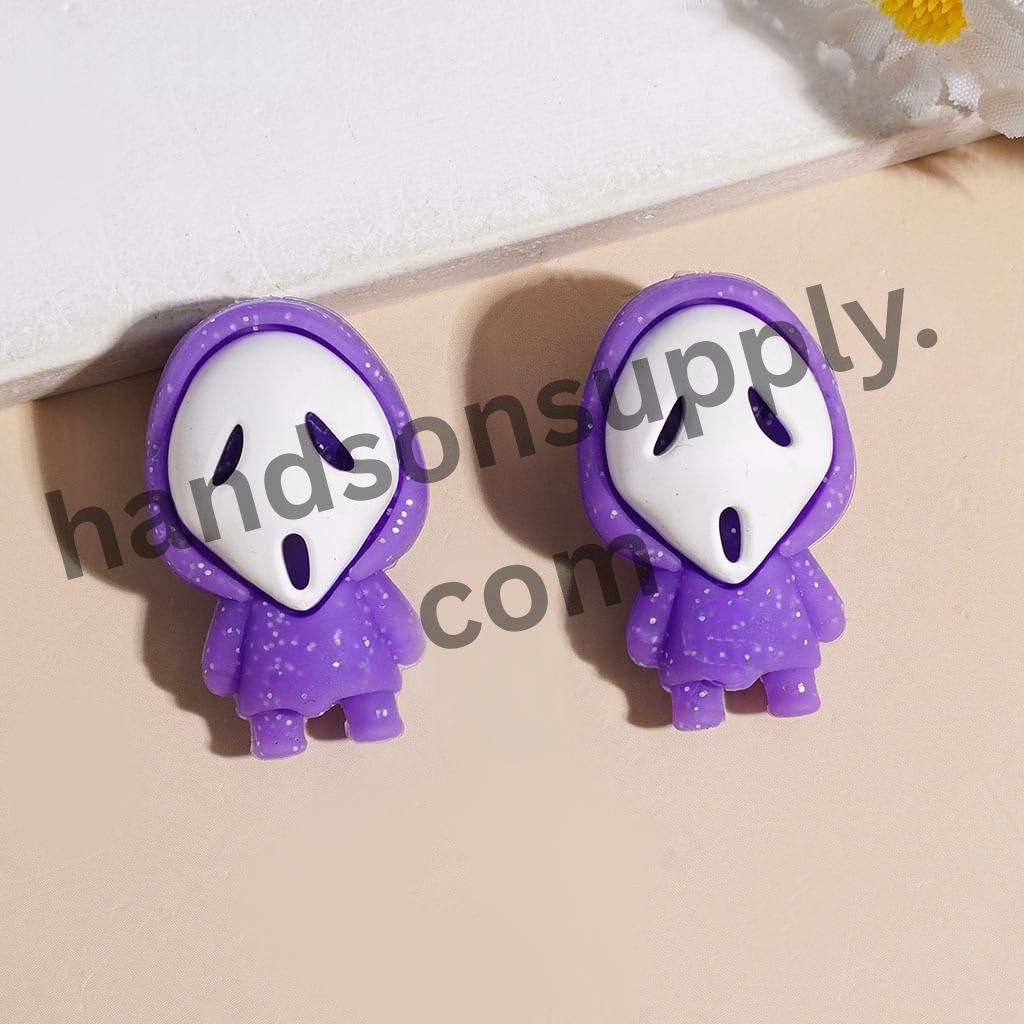 3D White Horror Mask Ghost Character Silicone Focal Beads with Silver Glitter Cloak, Halloween Theme, 30MM