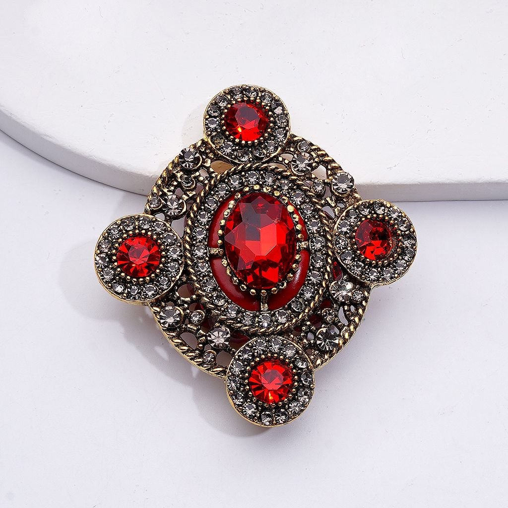 Elegant Copper Gold Alloy Elliptical Brooch – Shiny Rhinestones, White Pearls & Charming Clay Bead Accents Around 46*50MM