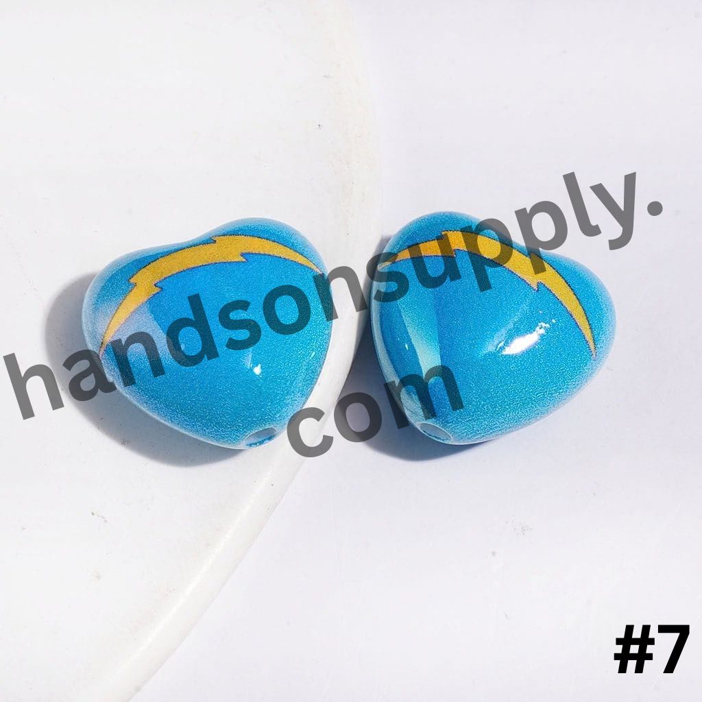 UV-Coated Heart-Shaped American Football Team Logo Series Acrylic Beads, 18*20MM