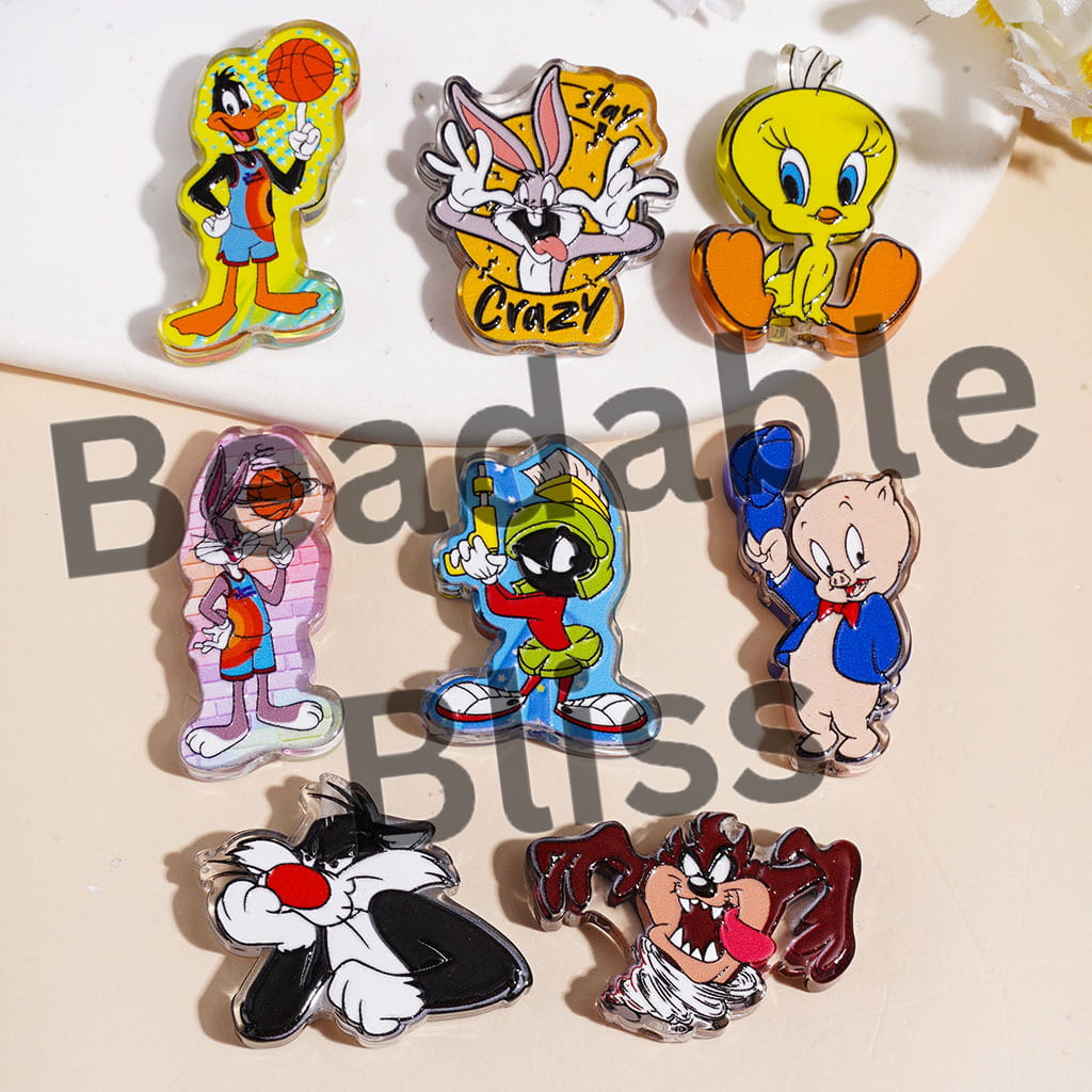 Acrylic Beads Looney Bunny Pig Wolf Duck Cartoon Character Series, Semi-Clear, Random Mix