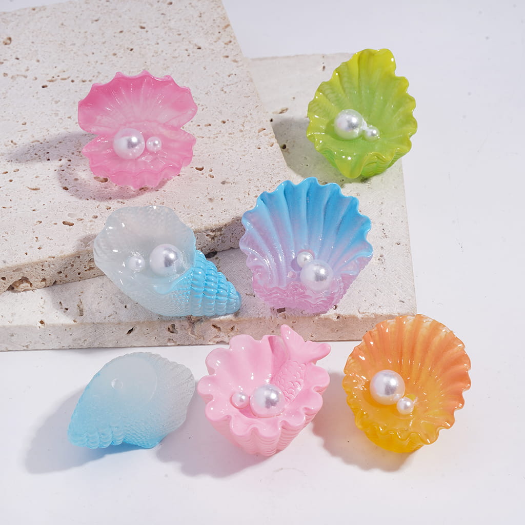 Ocean-Themed Acrylic Scallop and Conch Beads with White Pearl Accents, Random Mix