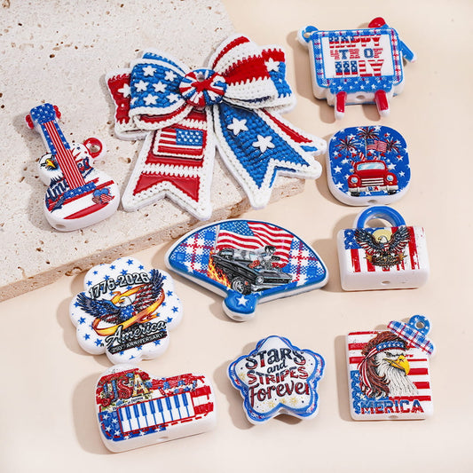 United States 250th Anniversary Patriotic Acrylic Bead Pendants, Random Mix