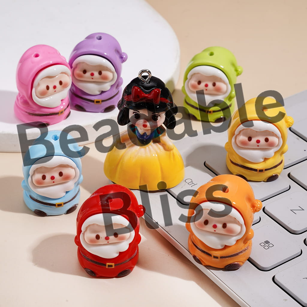 Acrylic Beads Seven Gnome Elf, White Snow Princess Character for Charms Pendants, Random Mix (Please Read the Description)