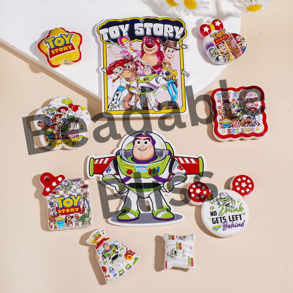 Acrylic Beads and Pendants Toy Adventure Character Family Series, Random Mix