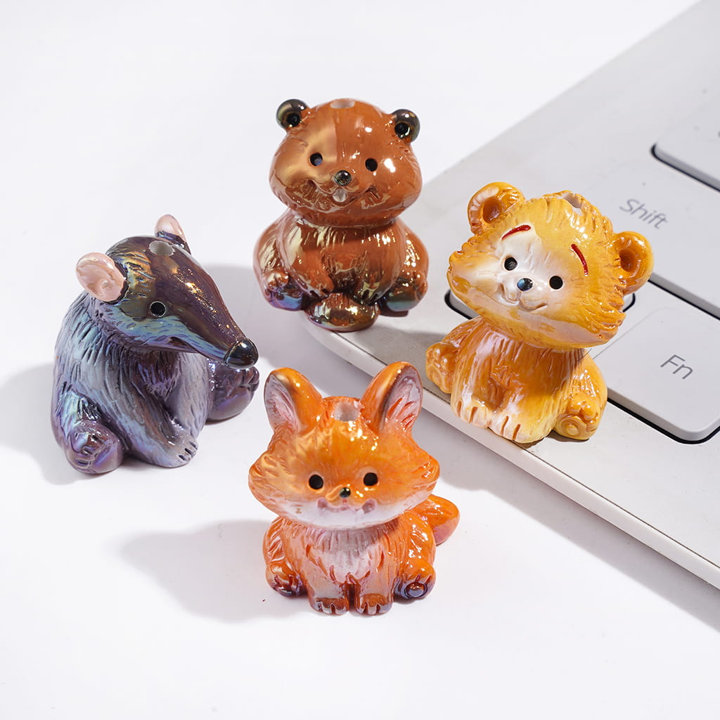 UV-Coated Cute Character Rat, Beaver, Bear and Fox in Sitting Pose Animal Theme Acrylic Beads, Random Mix