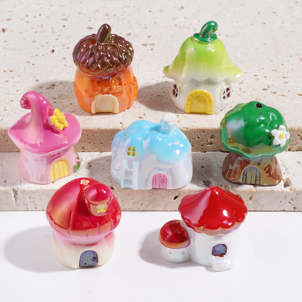UV-Coated Colorful Acorn, Tree and Mushroom House Designs Acrylic Beads, Random Mix