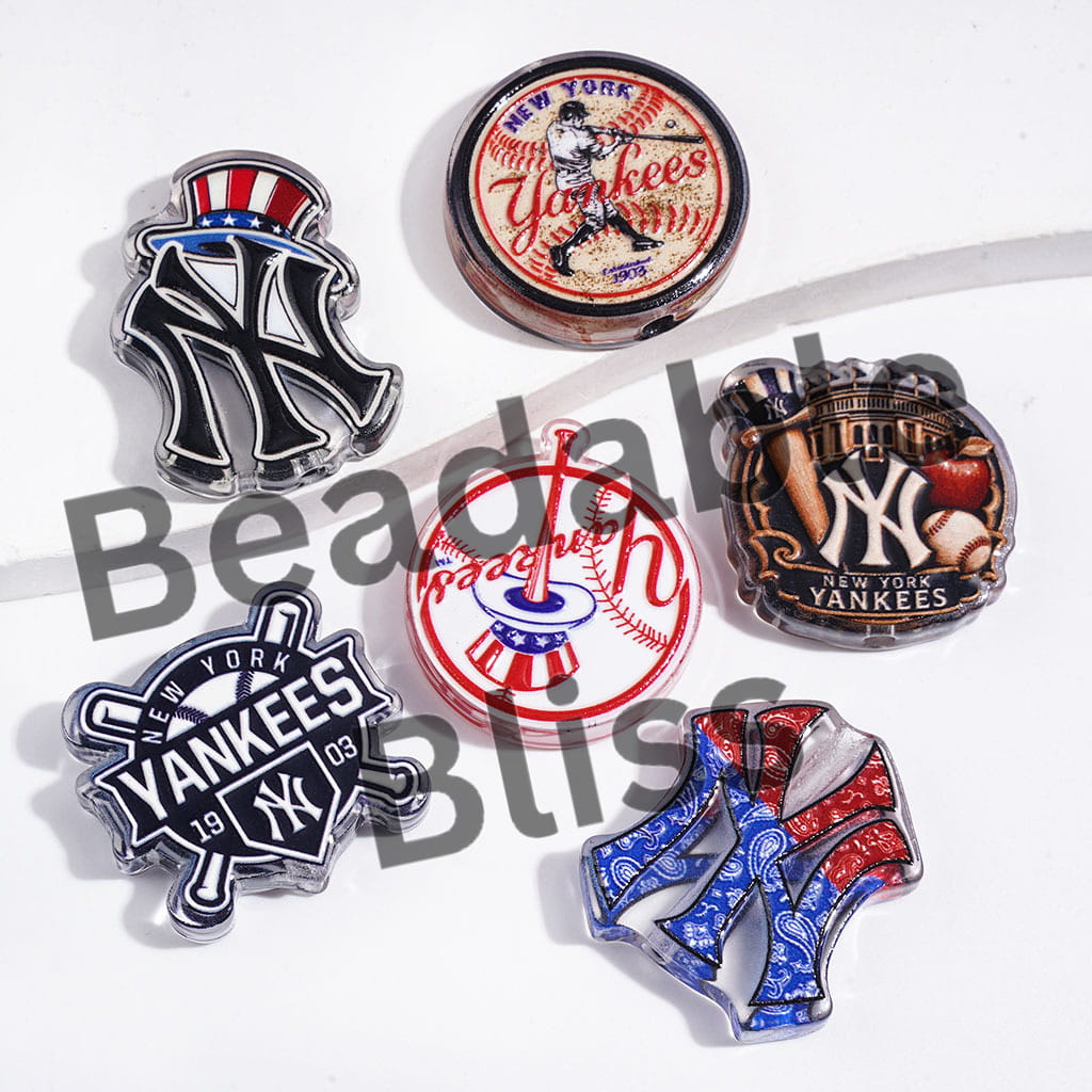 American NY Baseball Team Acrylic Beads, Semi-Clear, Random Mix