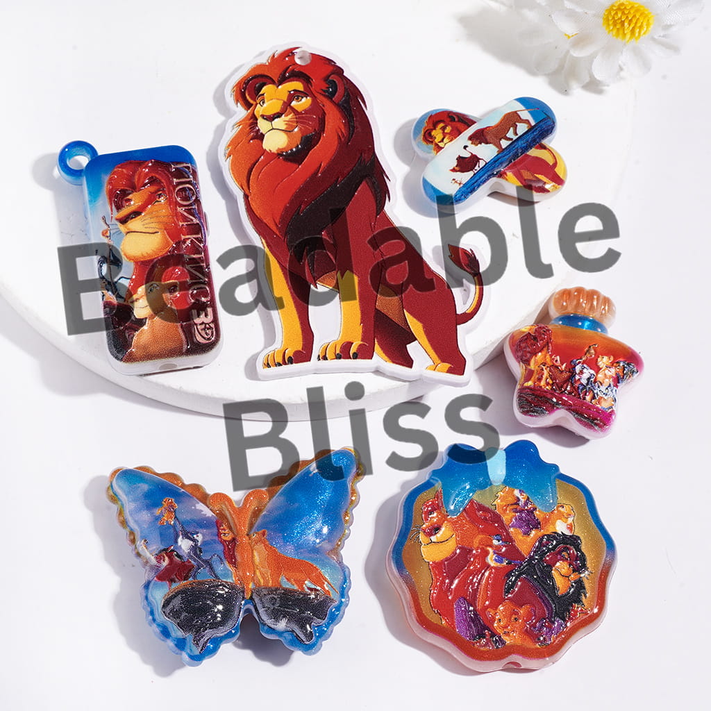 Lion Leader Character Series Acrylic Beads and Pendants, Random Mix