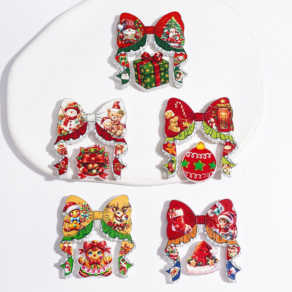 Acrylic Beads Christmas Lace Bowtie and Tiny Ornaments Pieces, Gingerbread Man & Gift Box & Wreath & Hat & Ball, Random Mix
