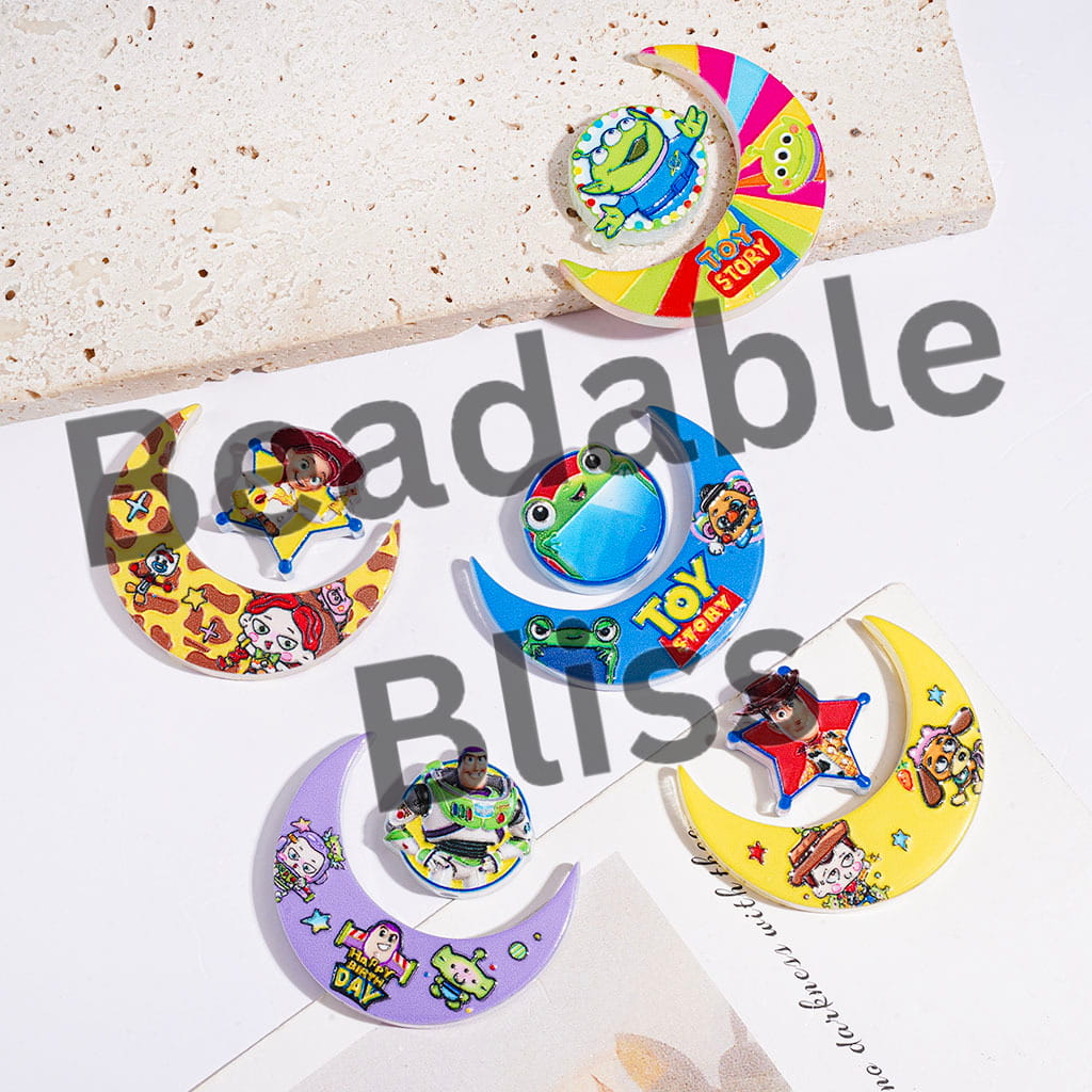 Acrylic Beads Crescent Moon and Star Collection Set, Toy Adventure Character Prints Series, Random Mix