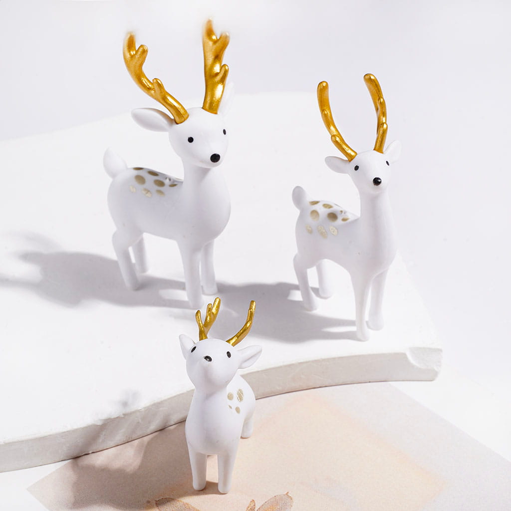 Acrylic Beads White Deer with Gold Horns, Small and Middle and Large Size, Random Mix (Please Read the Description)