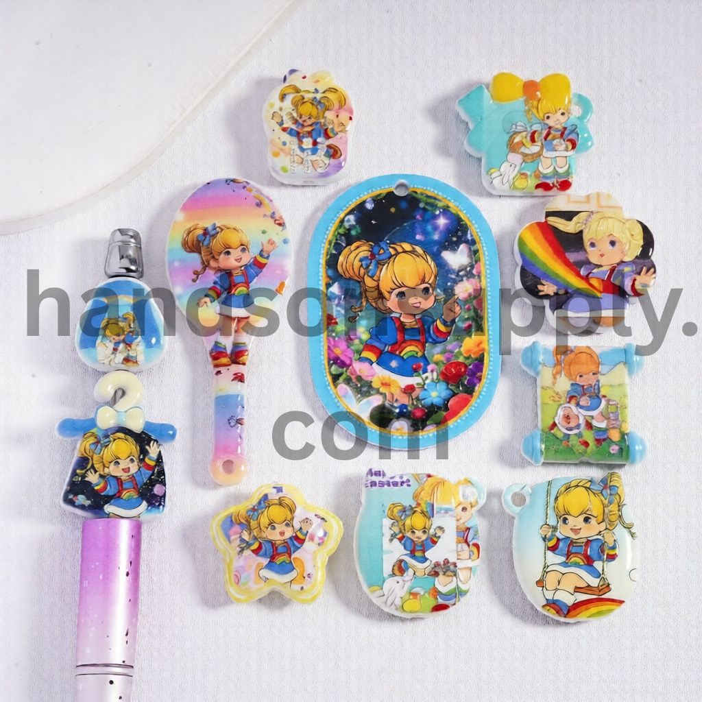 Concavo-Convex Rainbow Girl Prints in Different Shape & Designs, Acrylic Beads Pendant Random Mix