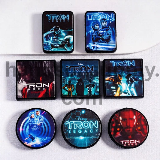 American Classic Virtual World Adventure Series Print in Various Shapes & Design Silicone Focal Beads Random Mix