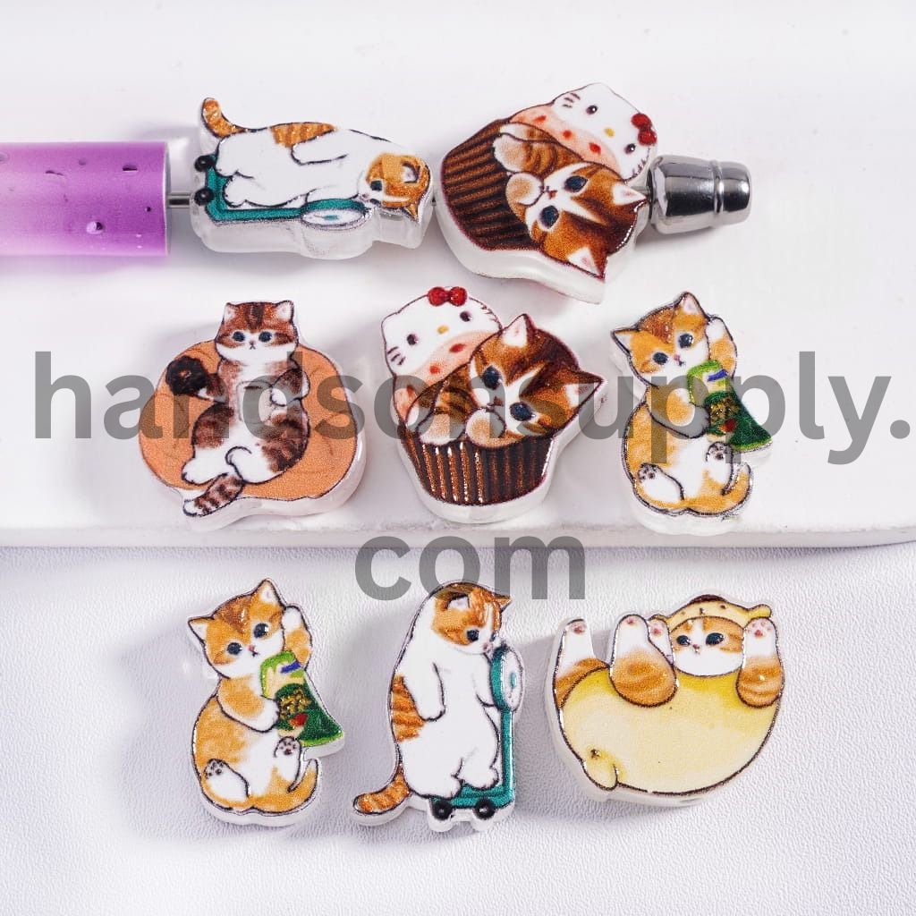 Concavo-Convex Adorable Lazy Cute Kitten Cat Print in Various Designs, Acrylic Beads Random Mix