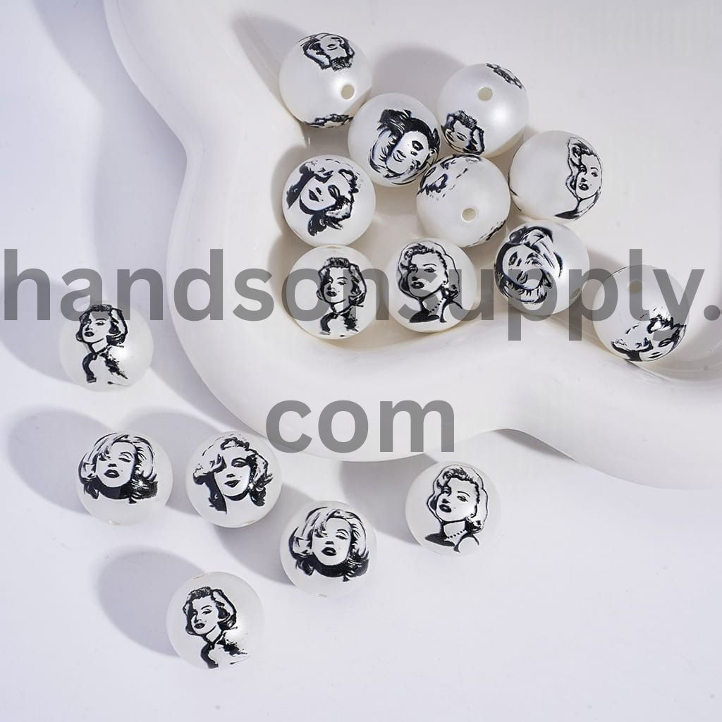 Cute Black & White American Actress Portrait Round Acrylic Beads 16mm Random Mix