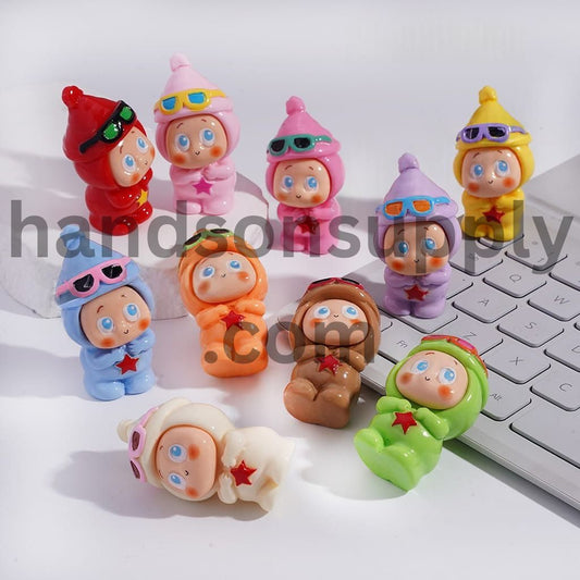 Glasses‑Wearing Baby Star Doll Acrylic Figurine Height 50MM, No Hole, Random Mix