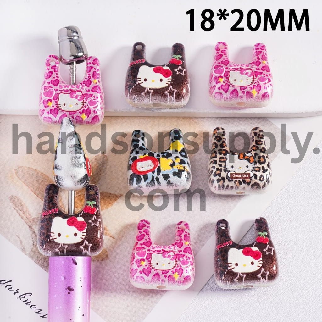 Cute Cat Character and Leopard Patterns, Acrylic Beads Pendant with Bag 18*20MM, Random Mix