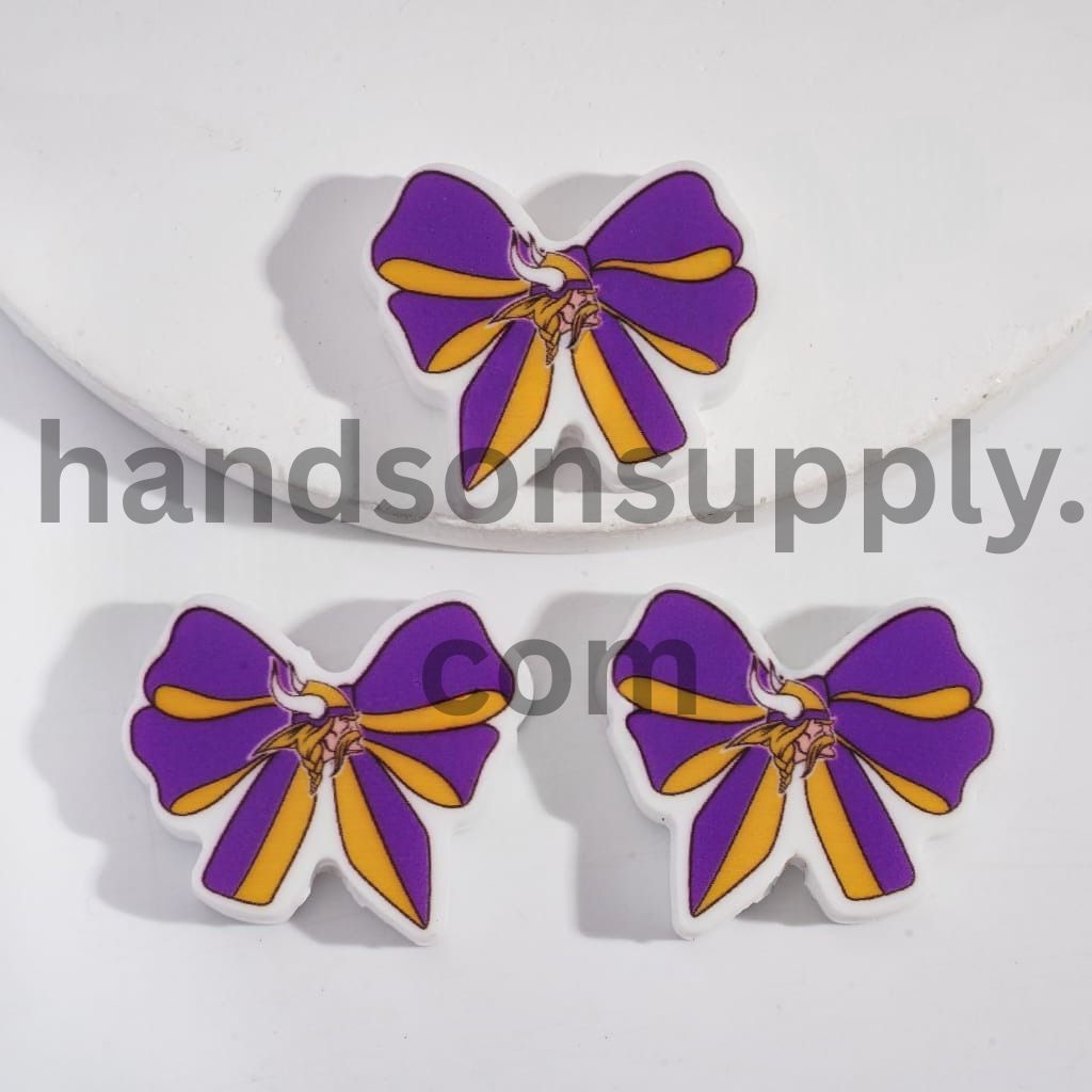 Minnesota Football Pattern Printed Bow Tie Shape Silicone Focal Beads