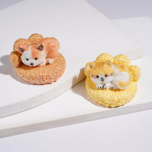 UV Coated Matte Texture Pet Paw Cushion with Sleeping Cat & Dog, Animal Theme Acrylic Beads, Multi Colors Random Mix (Please Read the Description)