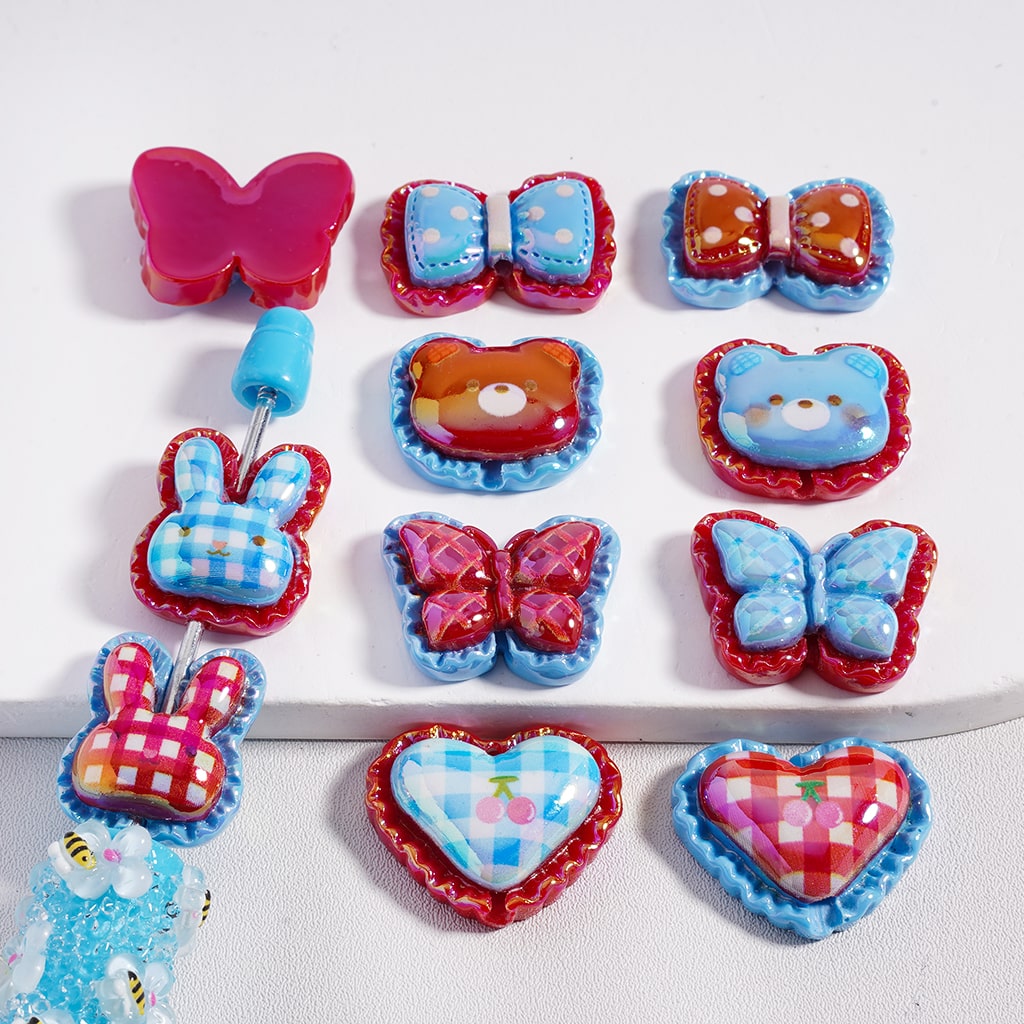 UV-Coated Wavy Side Bear Head Face, Butterfly & Bowknot Shapes in Blue & Red Acrylic Beads Random Mix