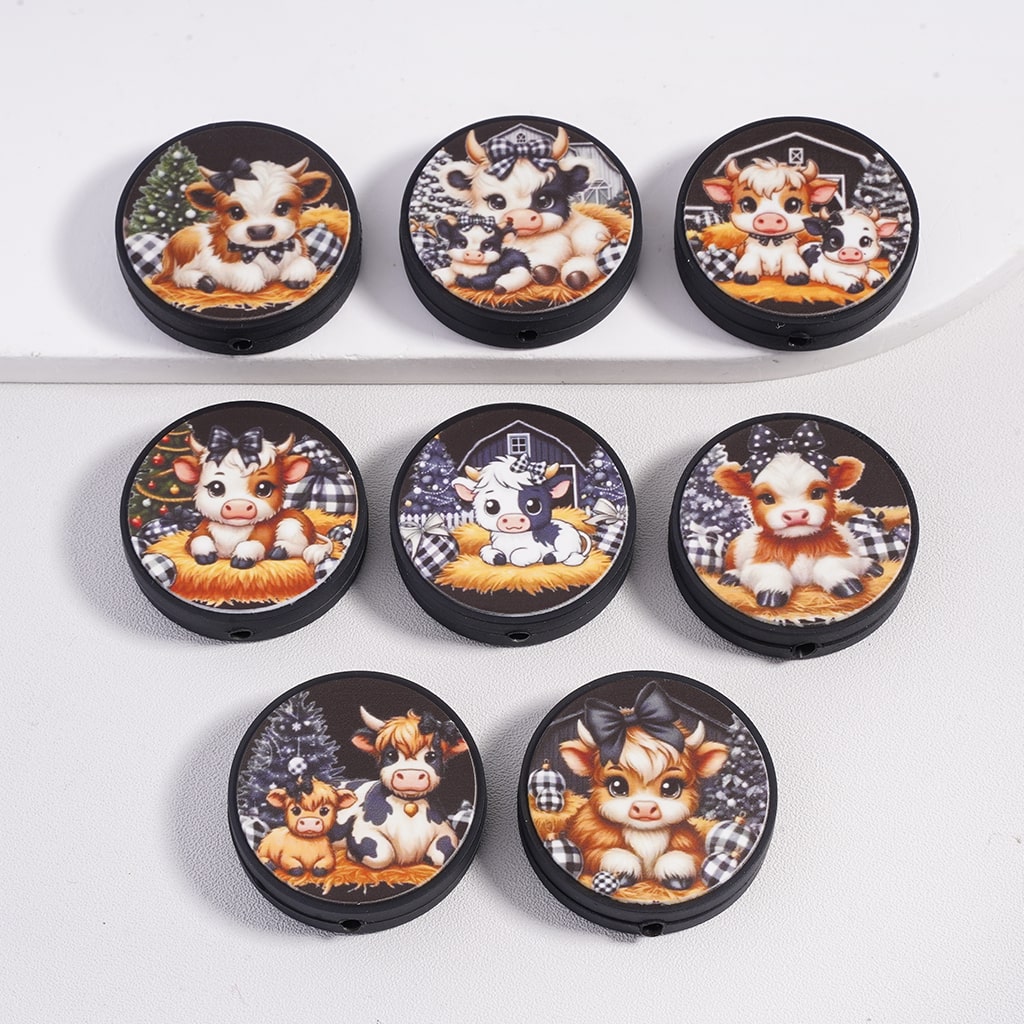 Cute Highland Cow with Bow Christmas Series Black Flat Round Shape Silicone Focal Beads Random Mix