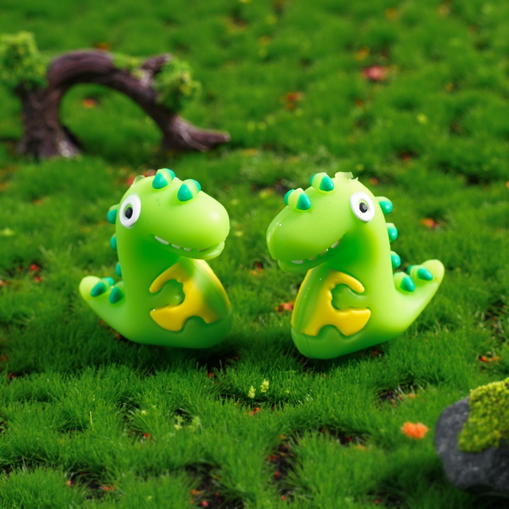 3D Cute Mini Baby Dinosaurs in Various Colors Silicone Focal Beads Random Mix