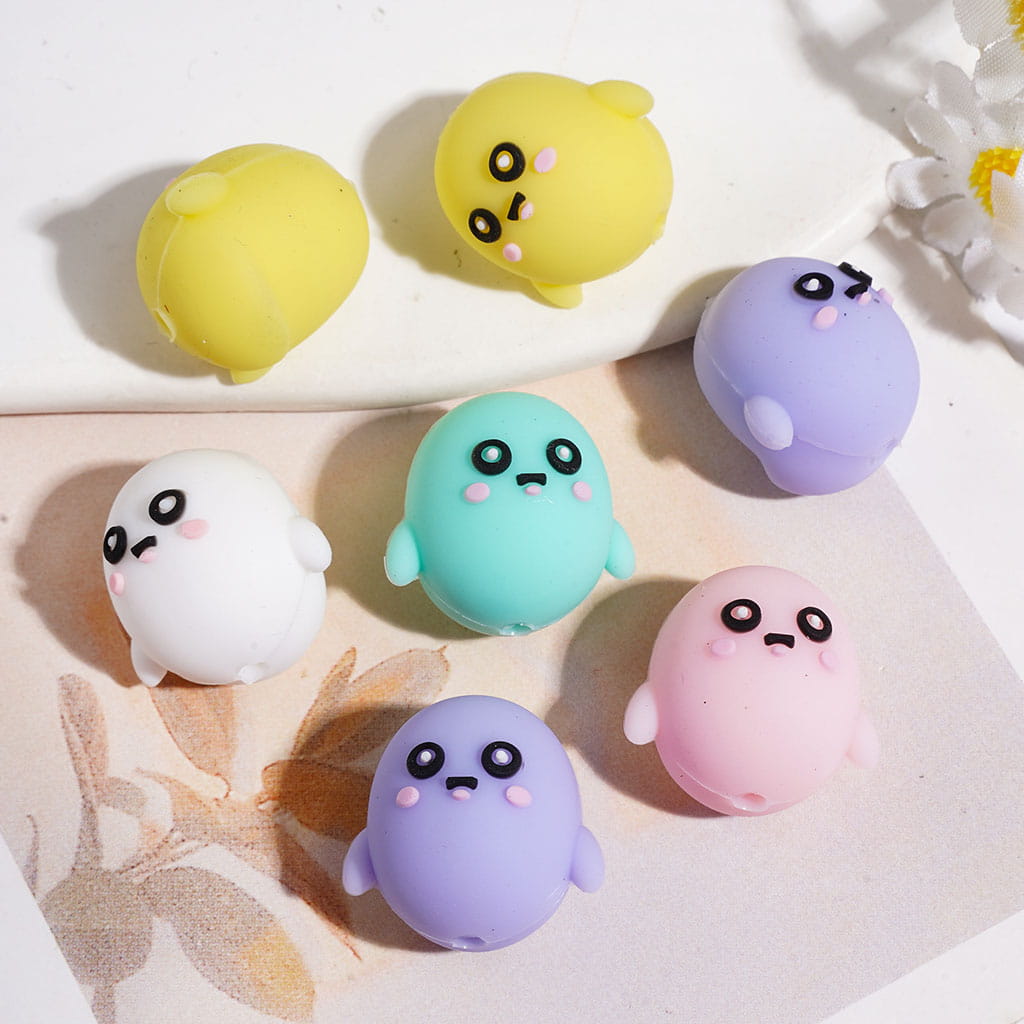Silicone Focal Beads 3D Cute and Chubby Little Bird, Around 19MM, Multi-Color