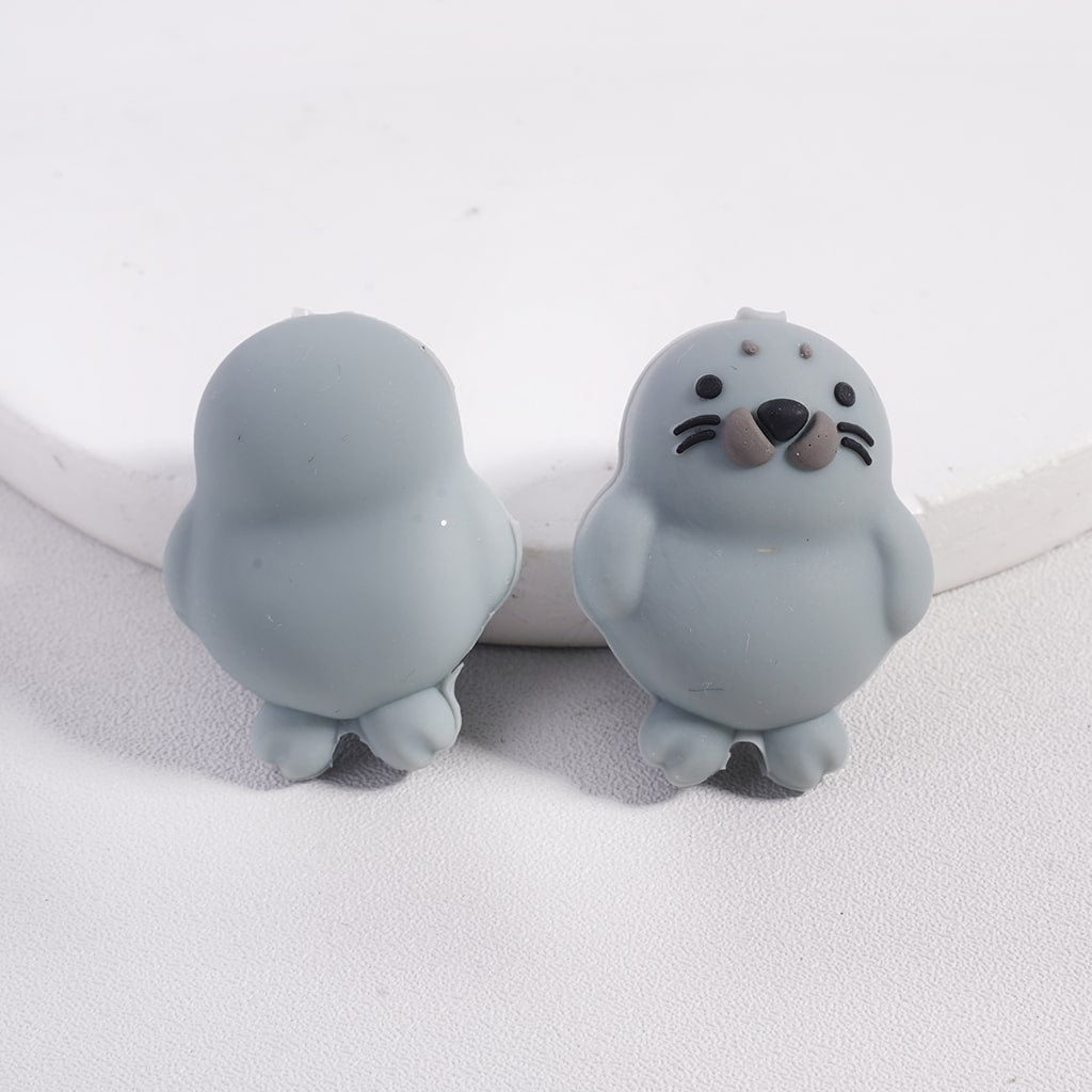 3D Cute Seal Series White & Gray Colors Silicone Focal Beads