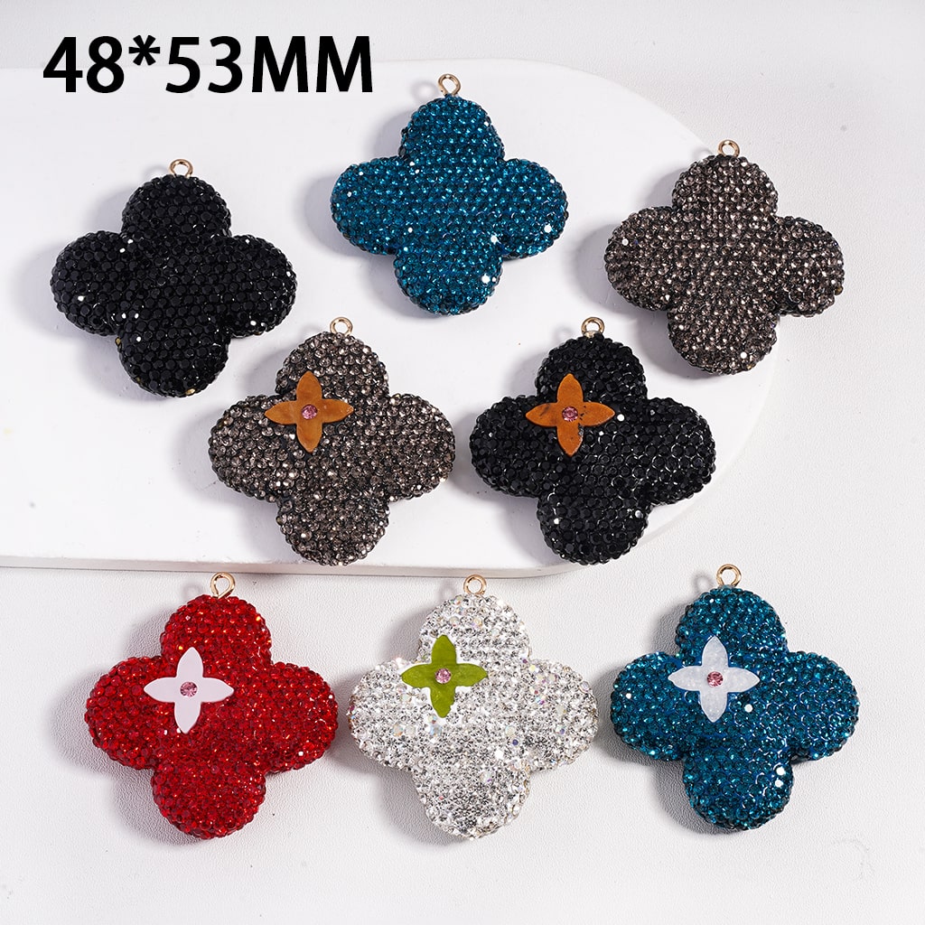 Multi‑Color Four‑Leaf Clover Clay Keychain Pendant Jewelry Accessories with Rhinestones