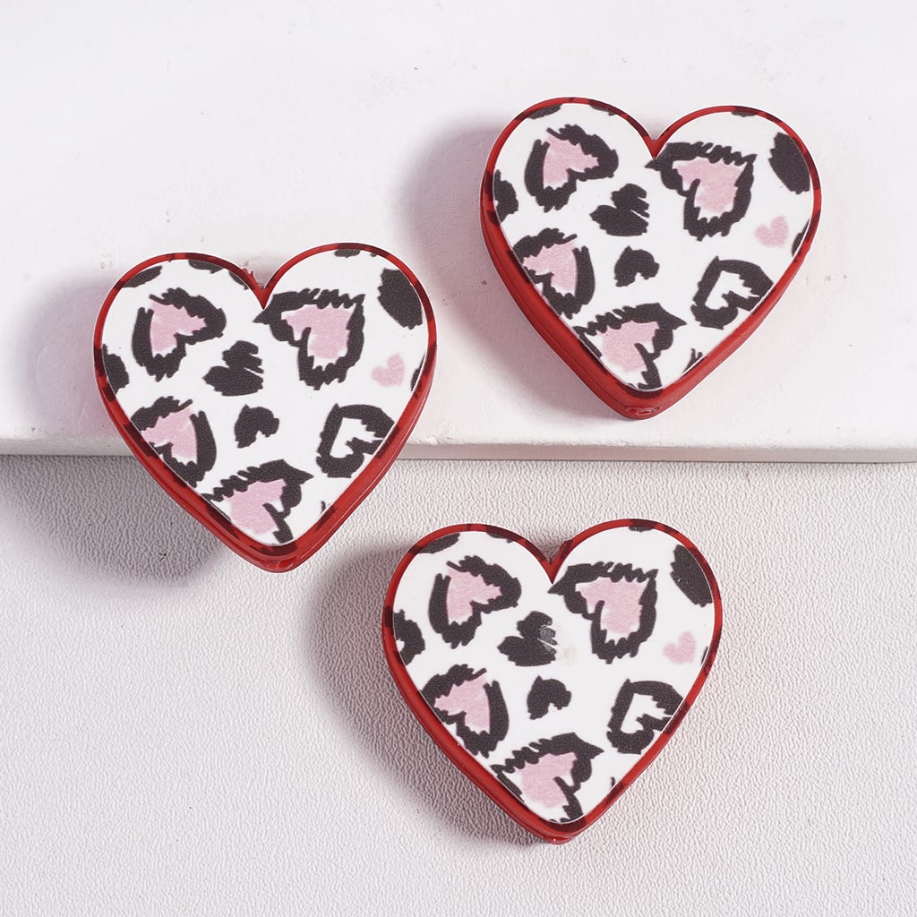 Heart Shape Design Leopard-Print Hearts Valentine's Day Theme Silicone Focal Beads